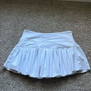 NWOT White Gold Hinge Skort